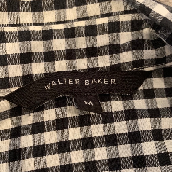 “Walter baker” open shoulder button up blouse. - Picture 4 of 9